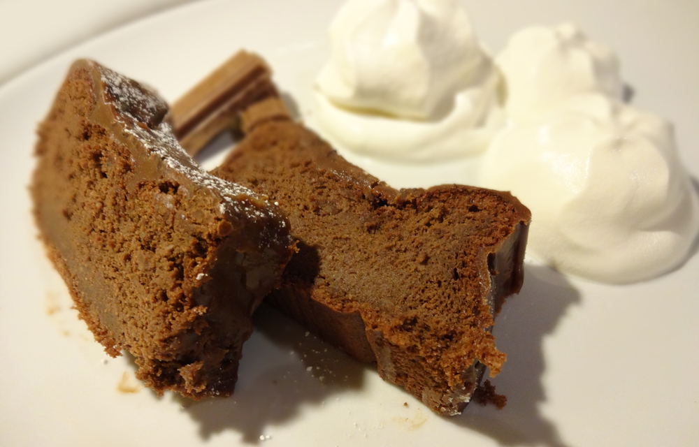 gateau au chocolat et glaçage gianduja